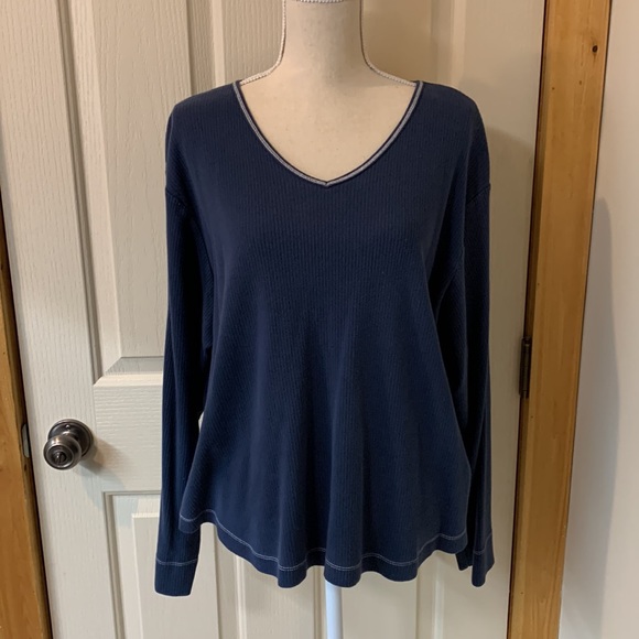 Eddie Bauer Tops - GUC Eddie Bauer Navy Pullover Shirt